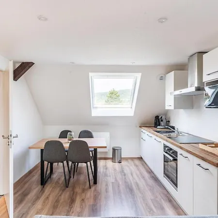 Gemuetlich 6 비상부르